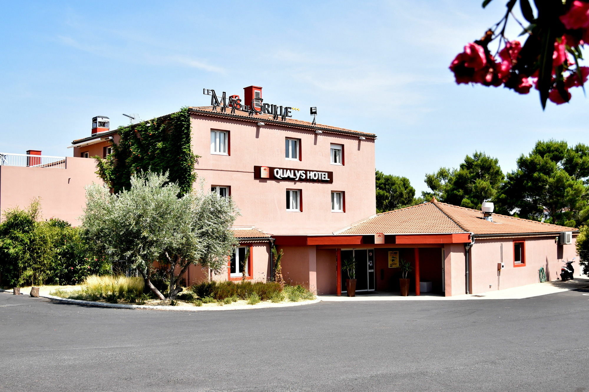 The Originals City, Le Mas De Grille, Montpellier Sud Сен-Жан-де-Веда Экстерьер фото