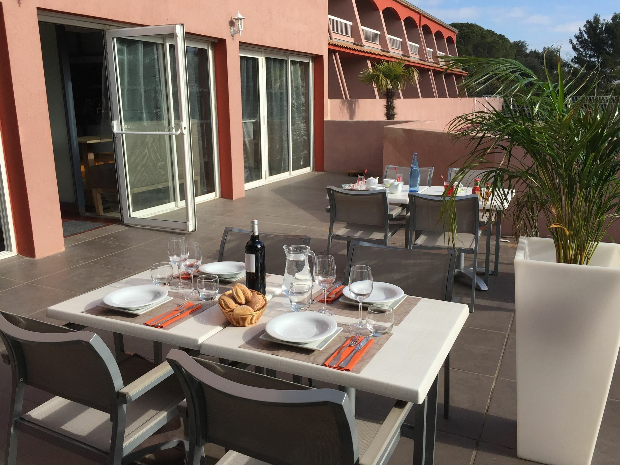 The Originals City, Le Mas De Grille, Montpellier Sud Сен-Жан-де-Веда Экстерьер фото